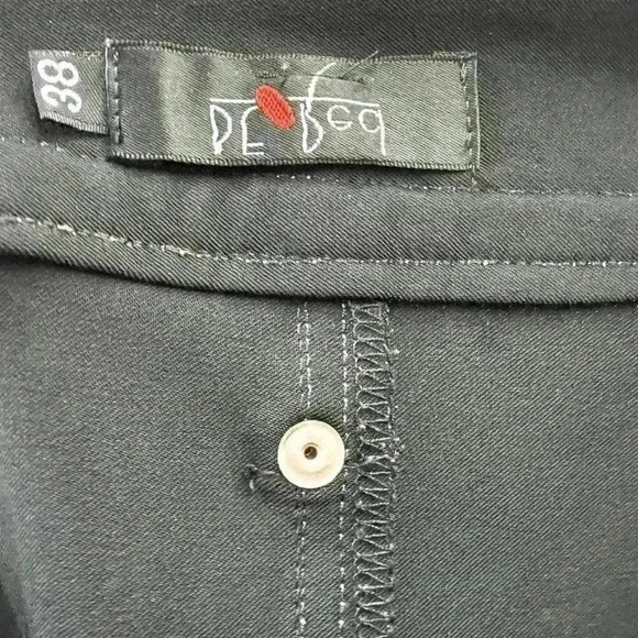 MULTI  POCKET BLACK MIDI SKIRT - Picture 6 of 6